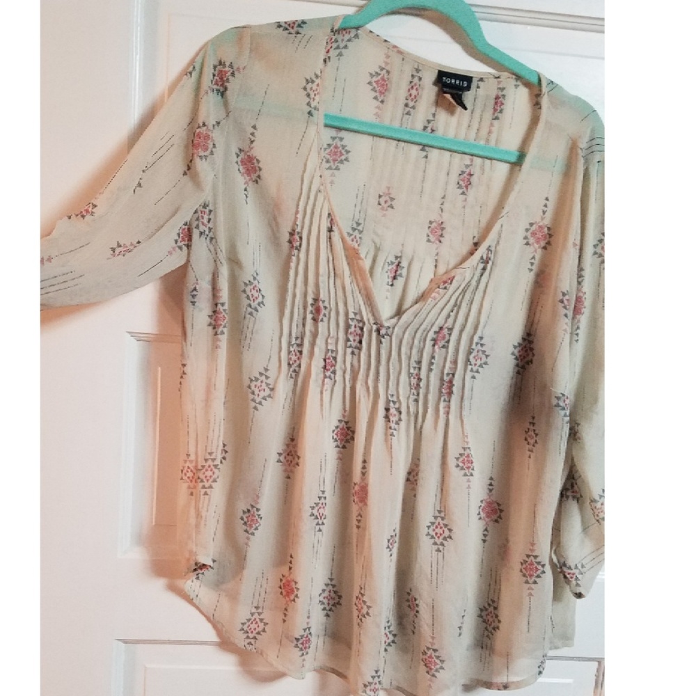 TORRID patterned shirt